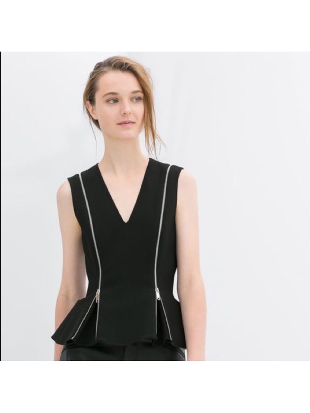 Zara Zipper Embellished Peplum Top 💜 Sz S v-neck small
